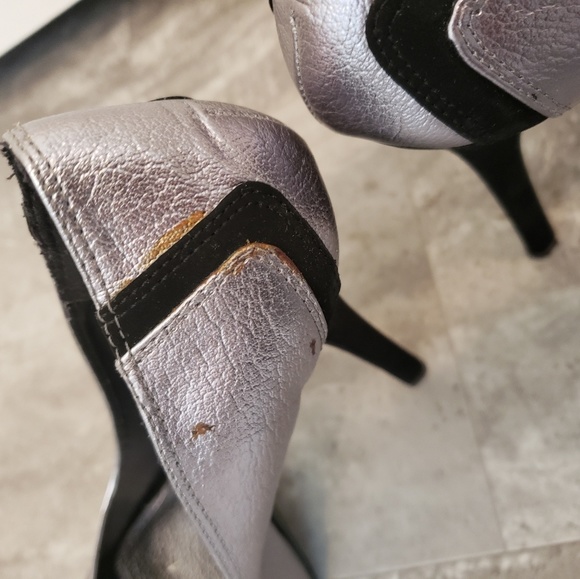 High Heels - Picture 4 of 8